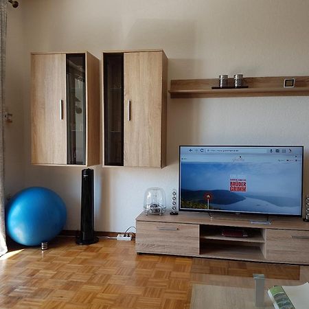 Rauszeit-Toroni Apartment Niedenstein Luaran gambar